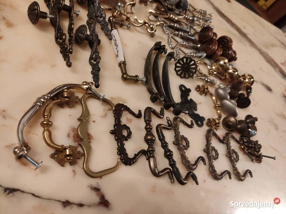 stare uchwyty meblowe z szyldem i bez 65 sztuk Uchwyty lubuskie Gorzów Wielkopolski