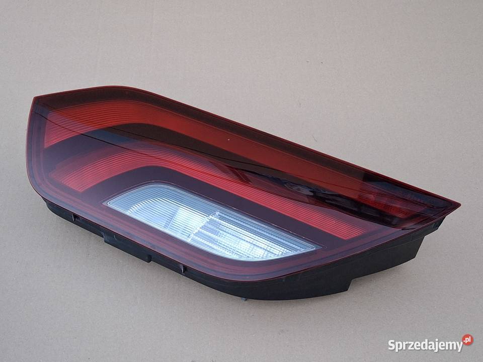 MAN LIONS COACH LAMPA LEWY TYŁ LEWA TYLNA Bieleń