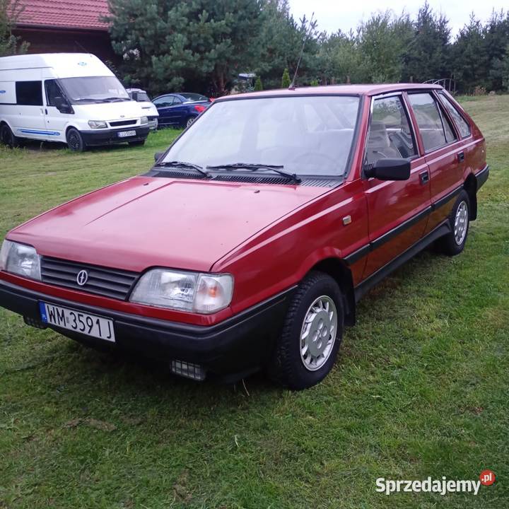 Polonez Caro