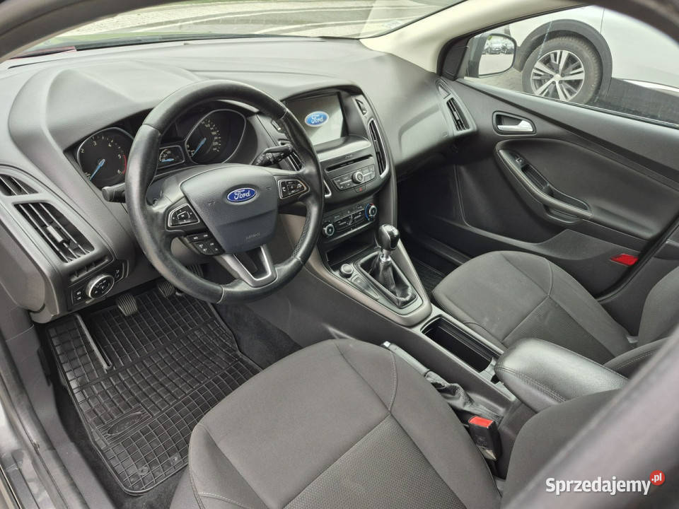 Ford Focus 15tdci navi bezwypadkowy alufegi pdc lubelskie