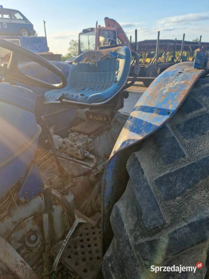 TRAKTOR Fordson Zabytkowy Do Renowacji Deszczno