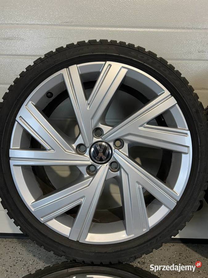 Oryginalne KOŁA FELGI 18 VW GOLF 8 GTI 7 6 5 sprzedam