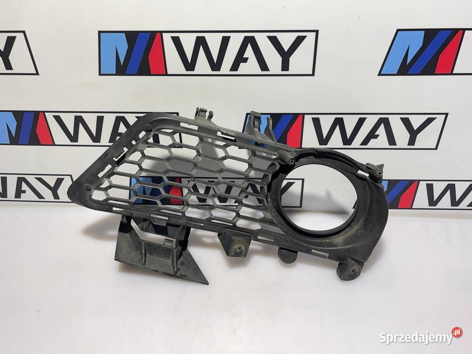 BMW F30 F31 KRATKA PRAWA ZDERZAKA OSŁONA MPAKIET