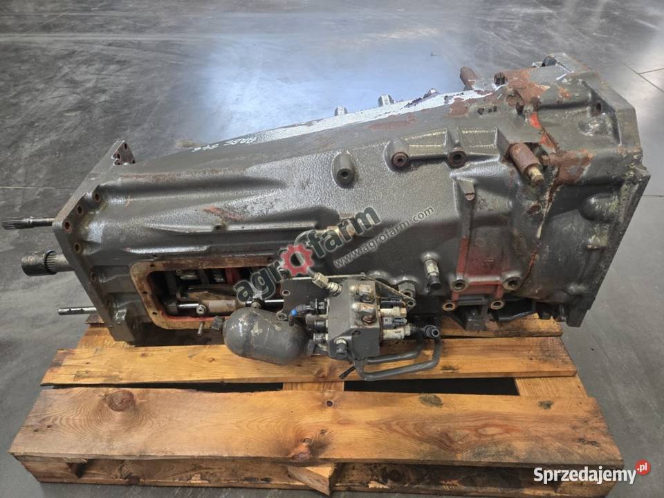 Skrzynia biegów Renault Ares 546 461B9