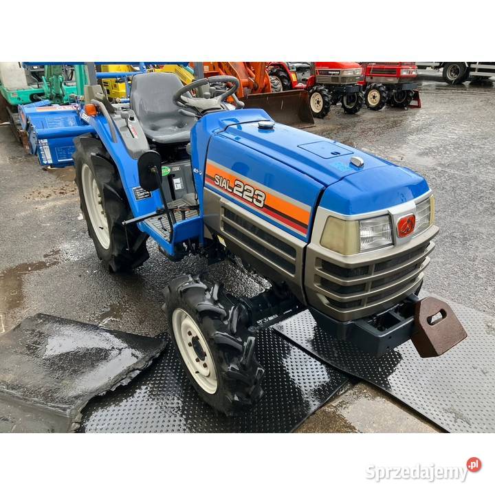 Traktor Iseki TF223F 4x4 933mth Transport Skrzynia biegów Manualna Kraków