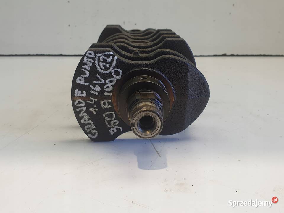 Fiat Grande Punto 14 16V WAŁ KORBOWY osobowe