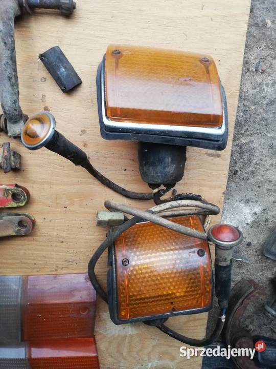 Fiat 125p kierunkowskazy lampy klosze itp Dąbie