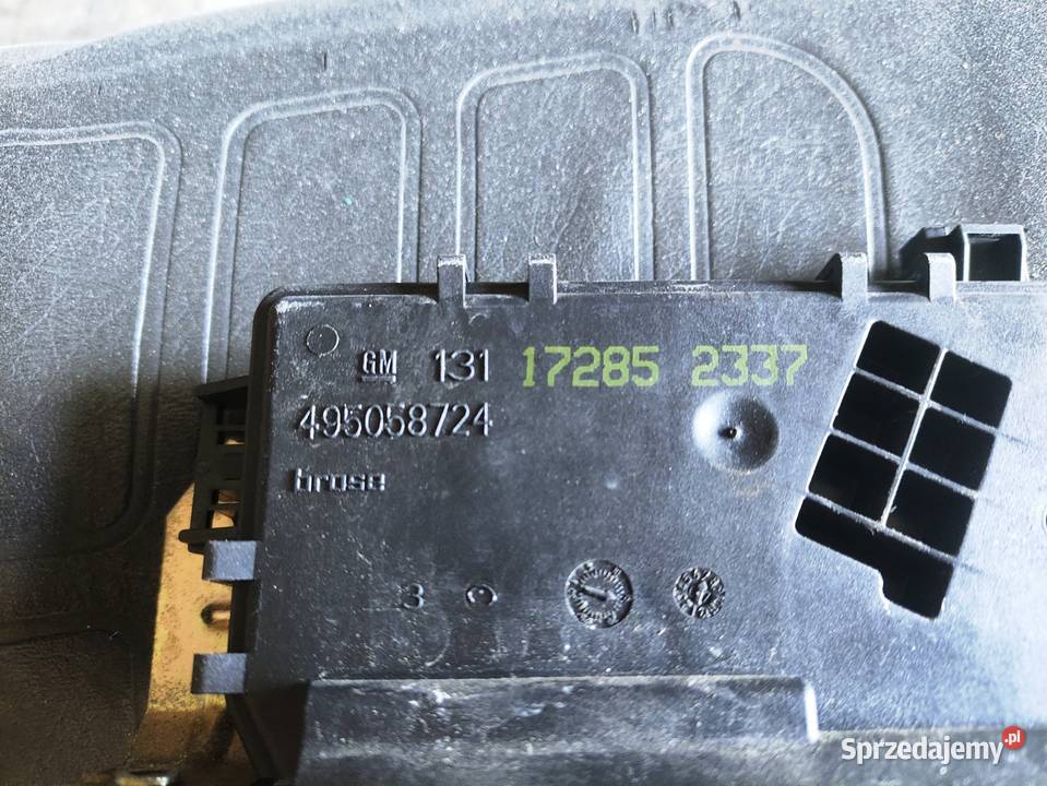 ORYGINAŁ Zamek klapy tył OPEL Astra H Zafira osobowe Niegowonice
