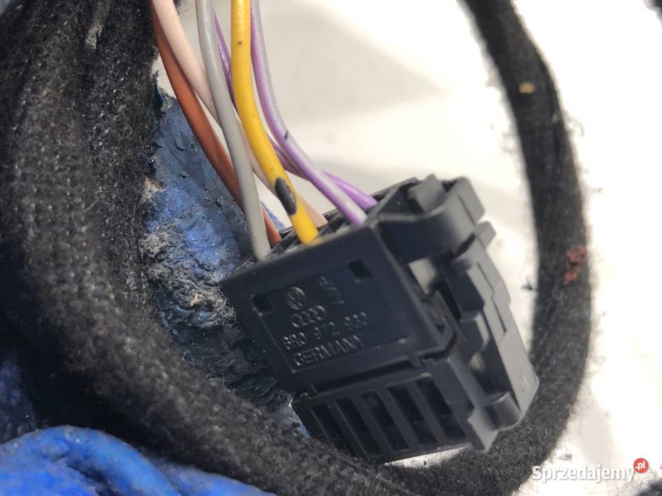 LUSTERKO PRAWY VW POLO V Hatchback Deep Black