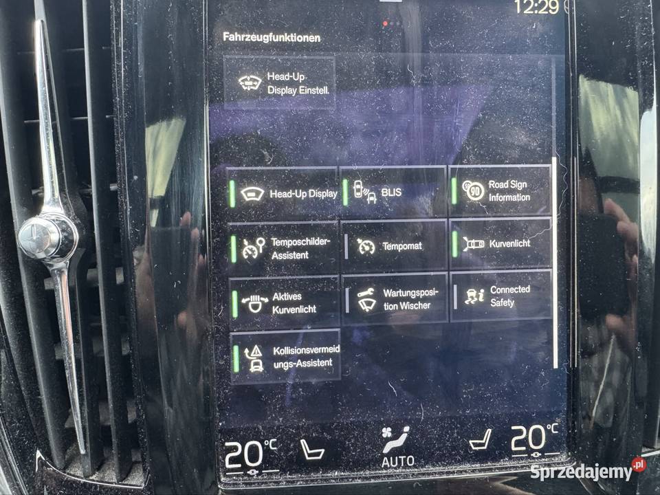 Volvo V90 Cross Country D5 AWD 032017 Bogate