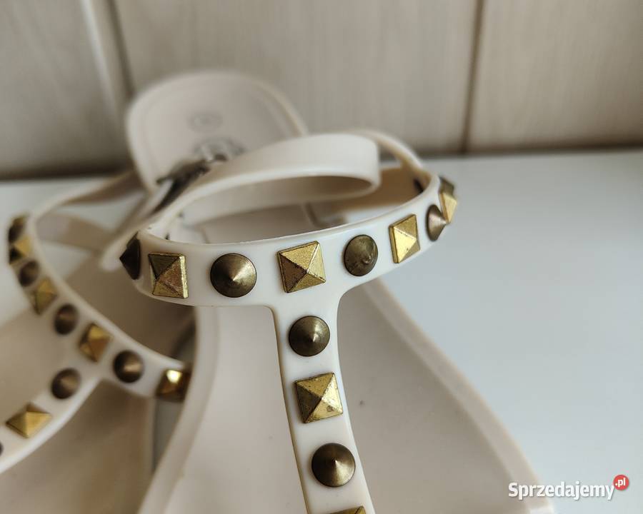 Beżowe sandały 39 sandałki buty płaskie gumowe inna