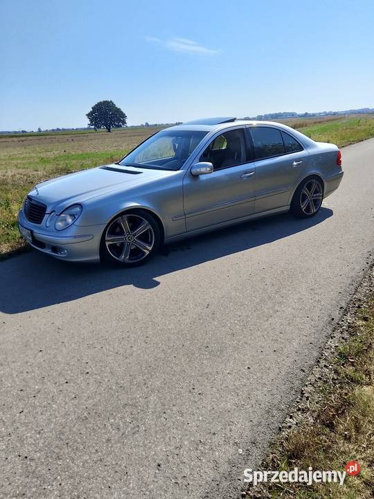 MercedesBenz w211 E Klasa USA Klasa E lubelskie Garbów