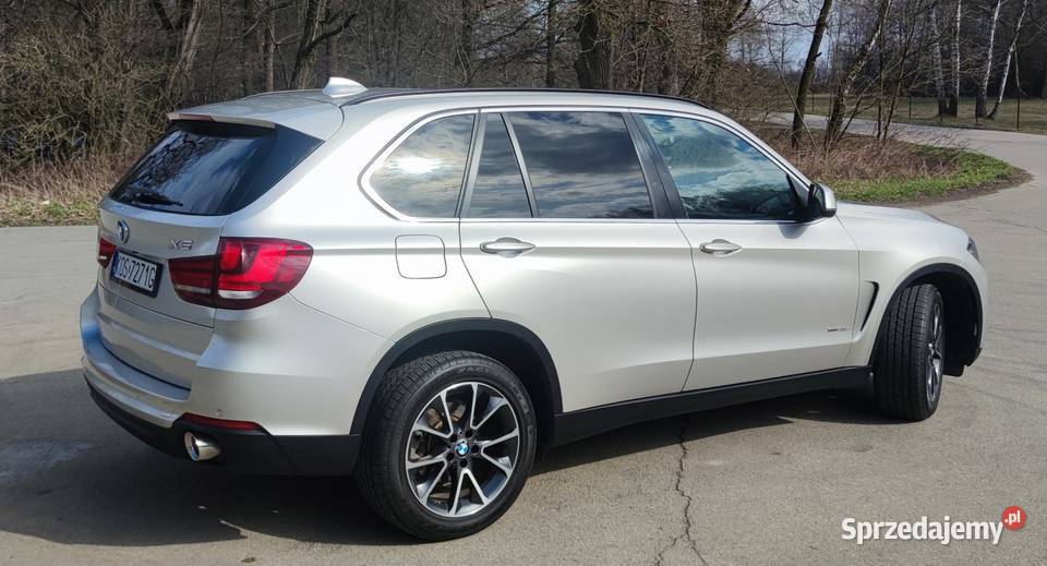 BMW X5 F15 xDrive35d pneumat 308 2016r światła do jazdy dziennej Oświęcim
