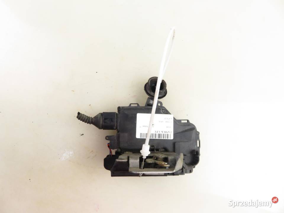 ZAMEK LEWY PRZEDNI AUDI A4 B6
