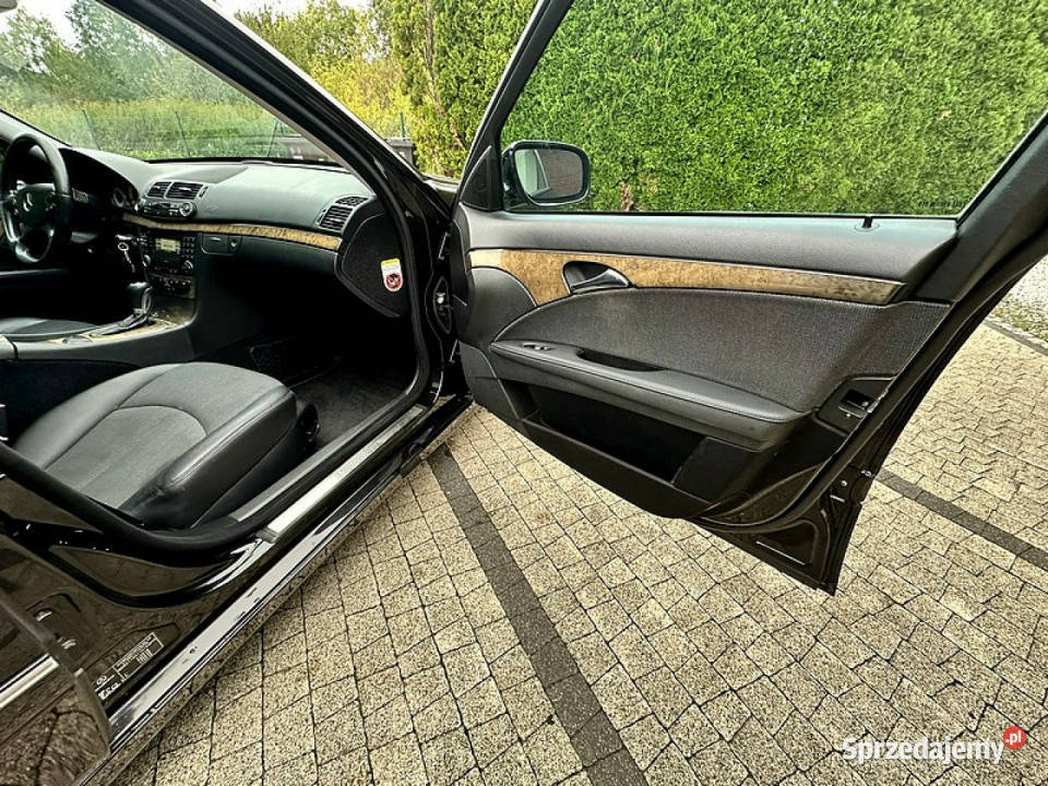 Mercedes E 200 Mercedes E200 Kompresor 184 automatyczna Wrocław