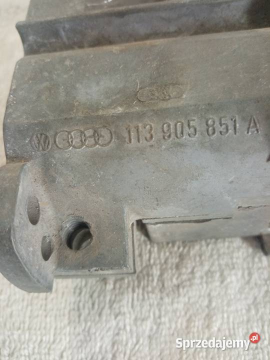 VW Garbus obudowa stacyjki 113 905 851A Gołków