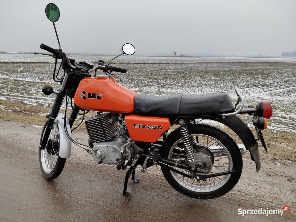 Motocykl MZ ETZ 250 1986r z dokumentami nieuszkodzony Nowe Skalmierzyce