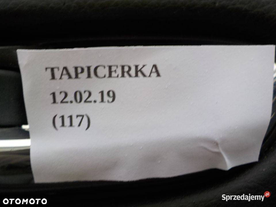 BOCZEK TAPICERKA DRZWI PRAWY LEWY PRZÓD NISSAN Wyposażenie wnętrza Nowy Tomyśl