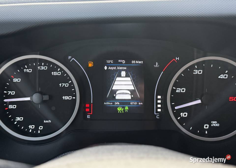 Iveco Daily 2022r35S18 30 HIMATIC Kontener 9 klimatyzacja Iveco świętokrzyskie Daleszyce