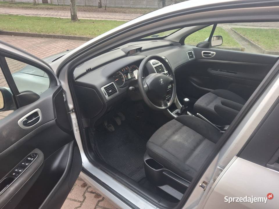 Peugeot 307 sw 16 benzyna 2005 7 Osobowy Dach manualna Łódź