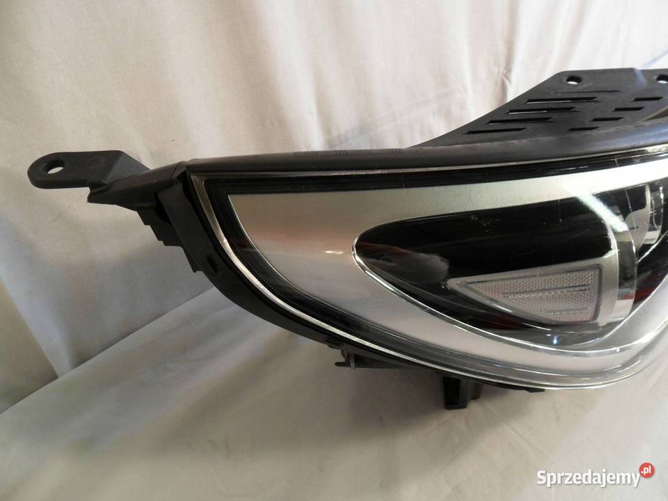 REFLEKTOR PRZÓD STRONA PRAWA HYUNDAI I30 Nowy Tomyśl