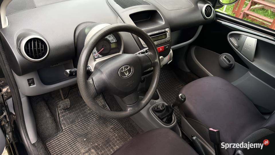 Toyota Aygo idealny samochód do miasta nieuszkodzony małopolskie Nowy Sącz