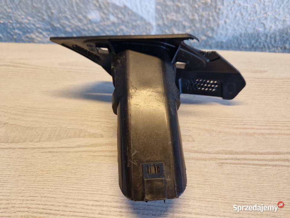 Mocowanie spryskiwacza WV Sportsvan strona lewa Zderzaki Kwilcz