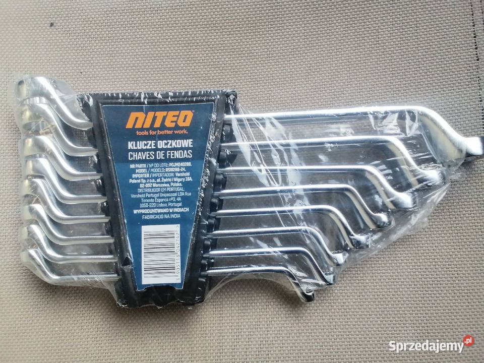 Zestaw kluczy oczkowych giętych kopytkowych 16