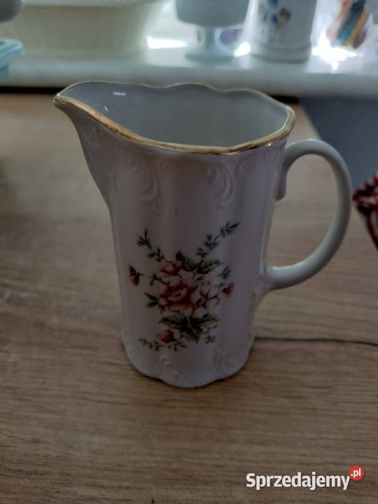 Porcelanowy mlecznik śliczny delikatny lekki zachodniopomorskie Choszczno
