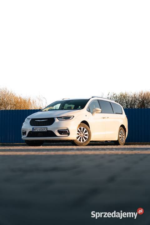 Chrysler Pacifica Plugin Hybrid Touring L autoalarm mazowieckie