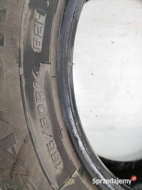 OPONA CAŁOROCZNA DĘBICA NAVIGATOR 3 18560R14 świętokrzyskie sprzedam