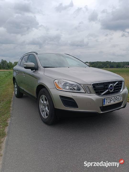 Volvo XC60 D3 20D 163 z 2010r 5cylindrow Lipsko sprzedam