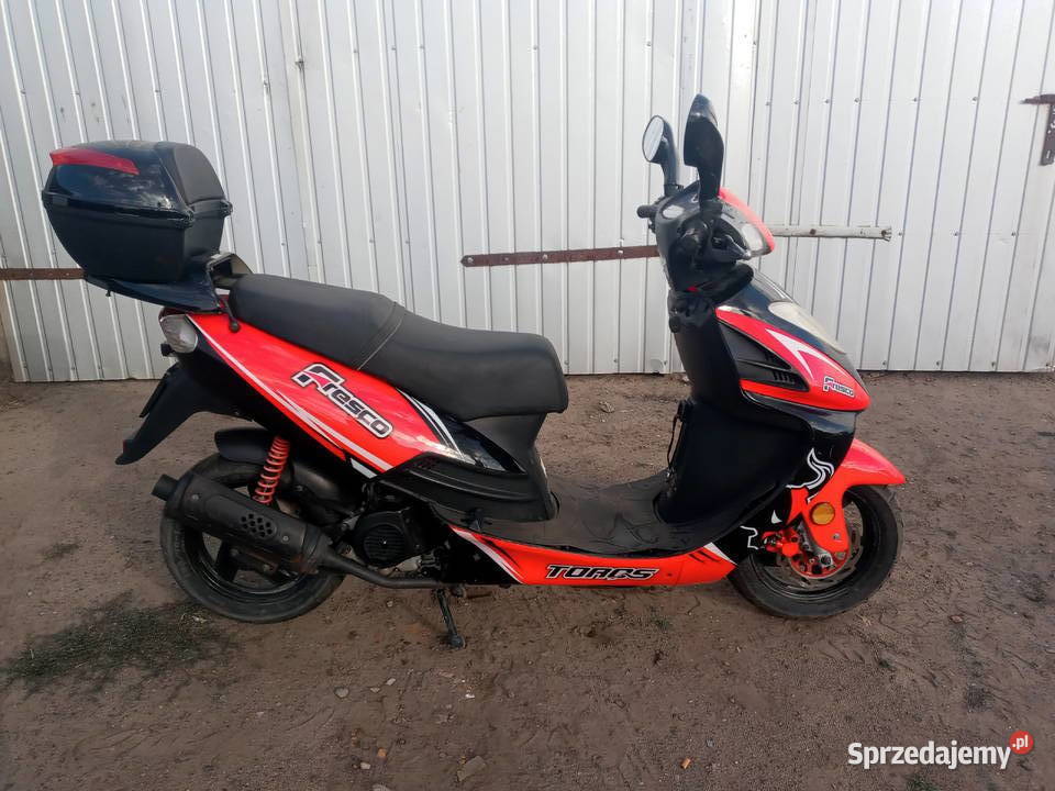 Sprzedam skuter Zipp Toros Fresco 50cm3 kujawsko-pomorskie Osięciny