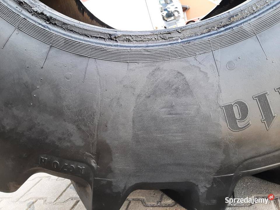 Opona używana rolnicza 80065R32 305R32 65 Zaścianki