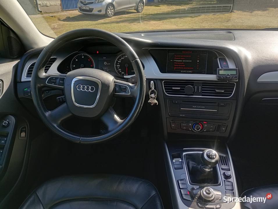 Konkretne Audi A4 B8 296000km Radzymin