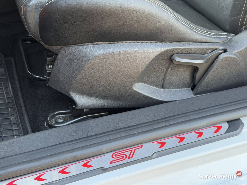 Ford Fiesta ST182 2015 r Świdnica