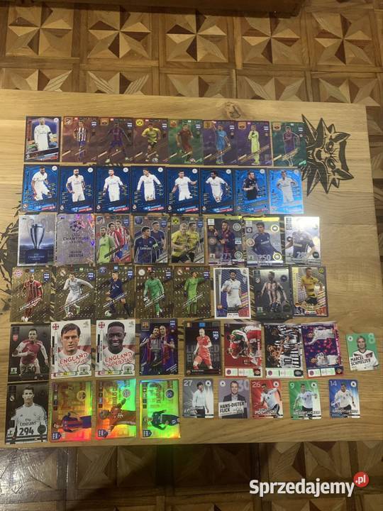 Karty piłkarskie z różnych edycji Chełm Śląski