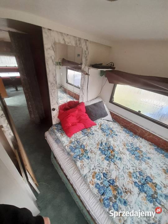 Przyczepa kempingowa z transportem 200kg Sieradz