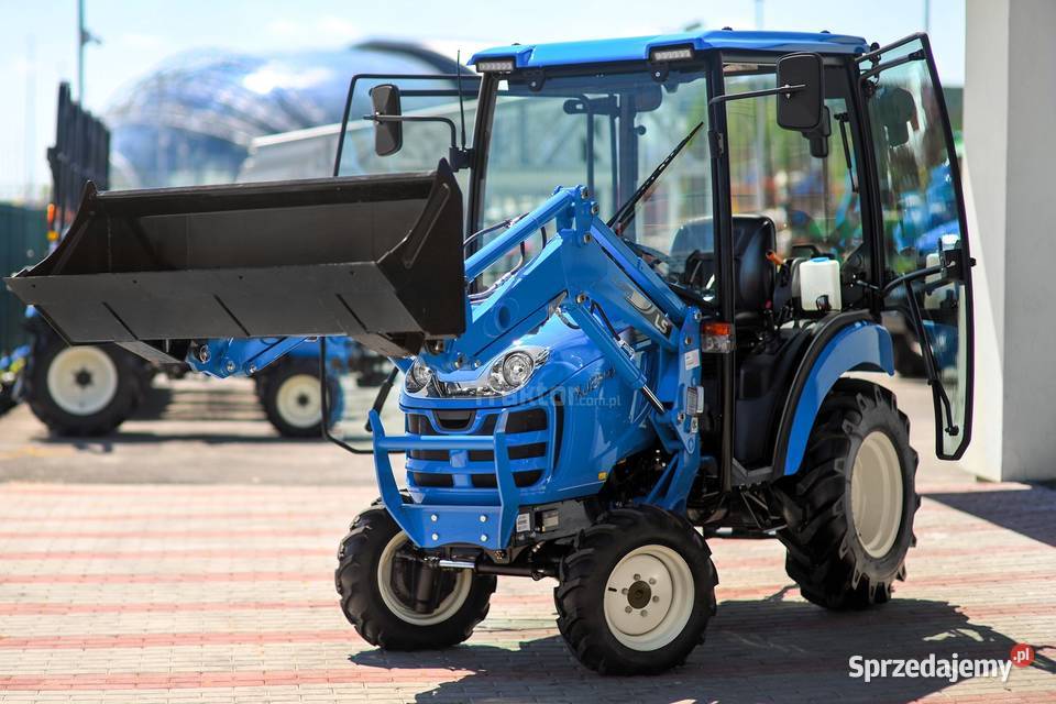 LS Tractor XJ25 HST 4x4 244 CAB ładowacz czołowy Tajęcina sprzedam
