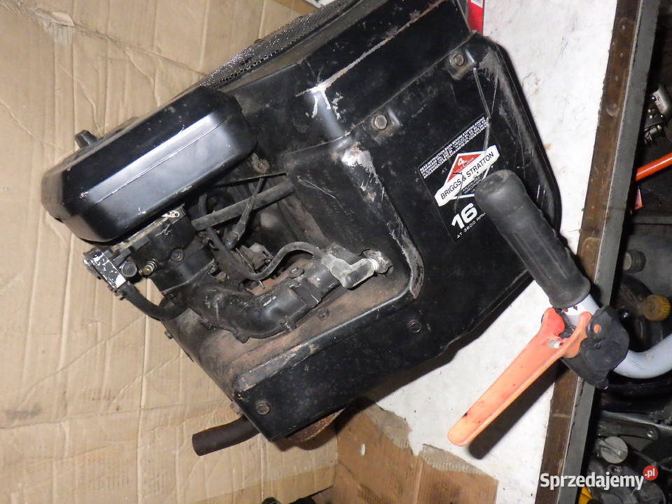 Silnik Briggs Stratton 16 HP 2 Cylindrowy 2 x podkarpackie Zawada sprzedam
