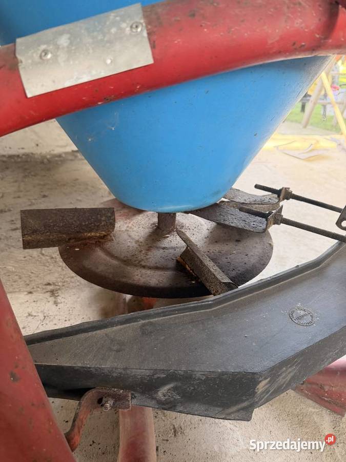 Rozsiewacz do nawozów ABRA 400500 L Maszyny rolnicze