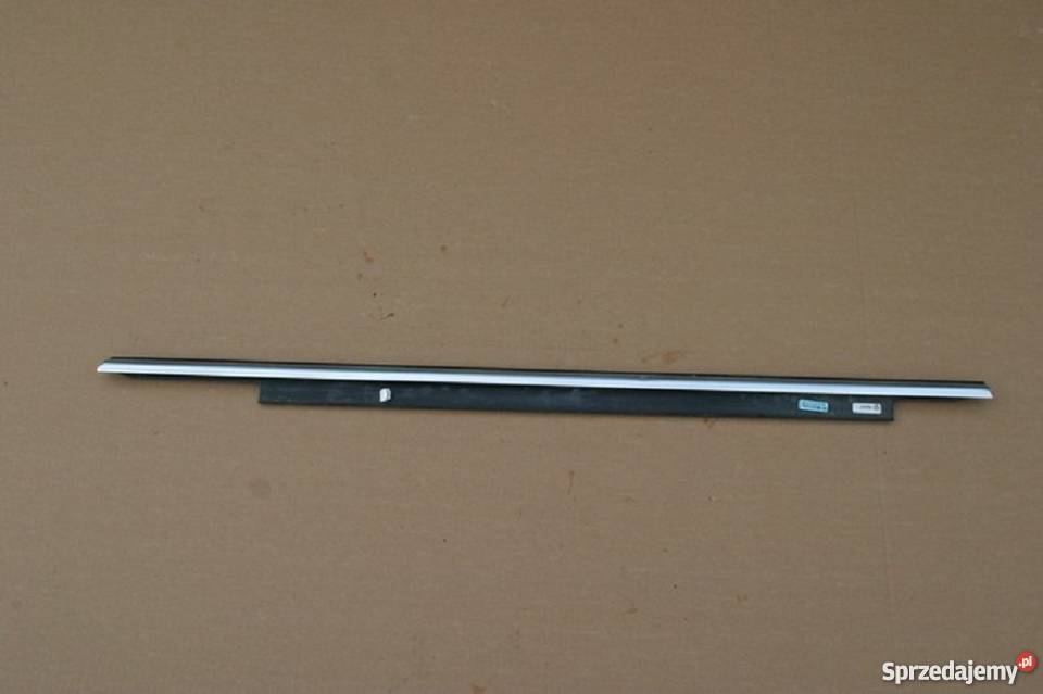 AUDI A6 C7 SEDAN LISTWA ZGARNIAJĄCA DRZWI CHROM Bieleń