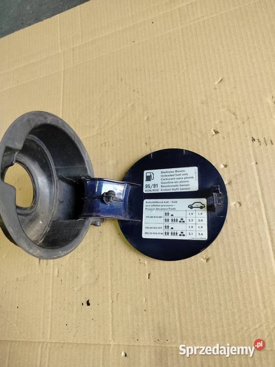 VW Golf lV klapa wlewu paliwa LB5N Kraśnik Dolny