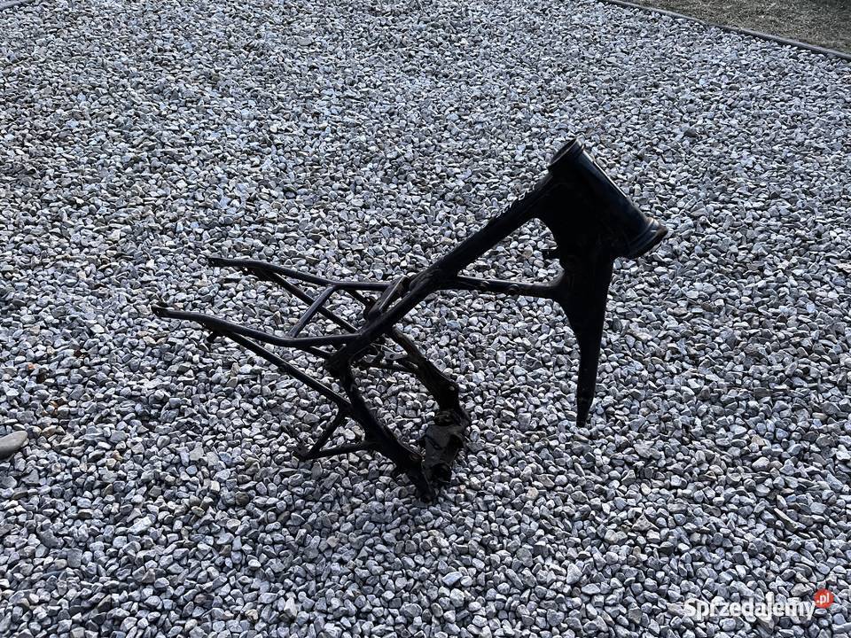 Rama z dokumentami Suzuki DR 125 sprzedam