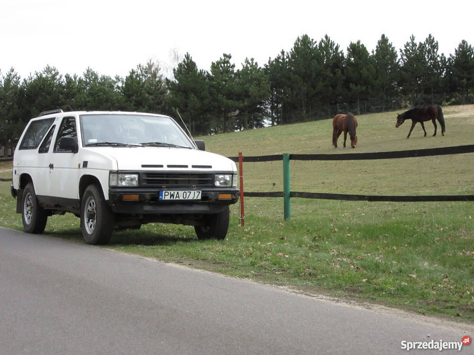 Nissan Terrano I 24 GAZ Uczciwa Tanio Gwarancja Skoki