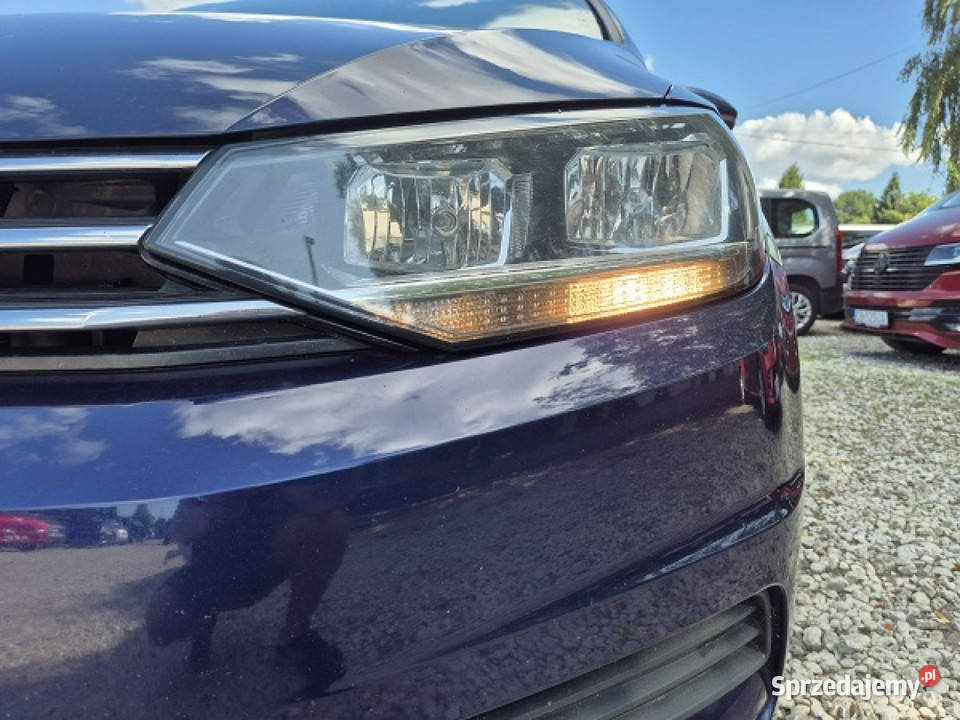 Volkswagen Touran Salon Polska Zadbany Vat23 III autoalarm