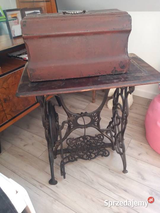 Maszyna do szycia Fabrik Marke ze stołem Nowy Sącz