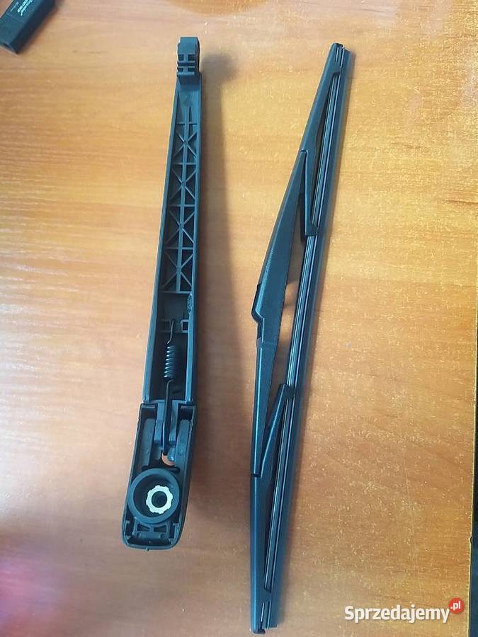 RAMIĘ TYLNEJ WYCIERACZKI PLUS PIÓRO CHRYSLER Kawnice