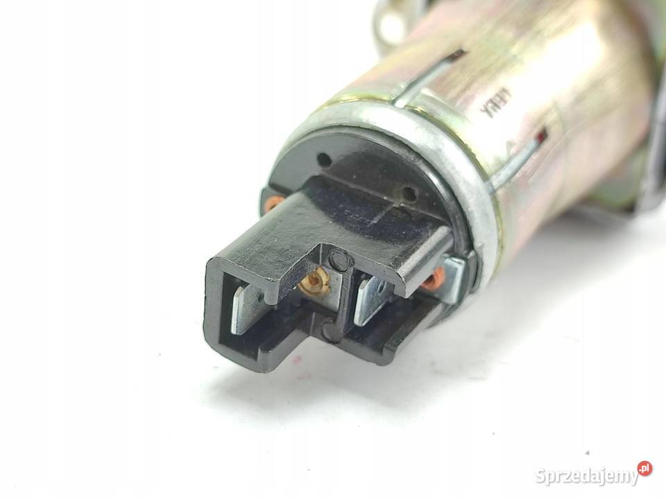 LAMPKA SYGNALIZACYJNA HAMOWANIA FIAT 662 N1 NOWA sprzedam