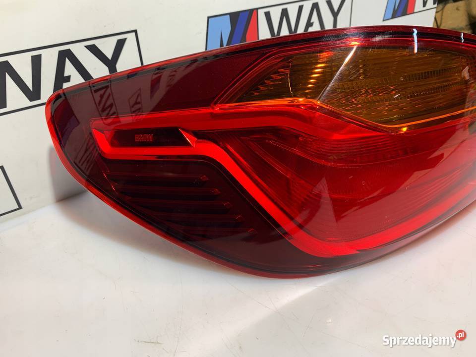 BMW F40 LAMPA LEWY TYŁ LEWA W BŁOTNIK EUROPA